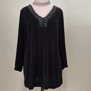 Chico’s NWT Travelers collection black beaded tunic in size 16 (3)